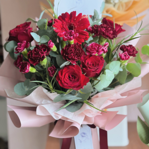 Mix Red Bouquet